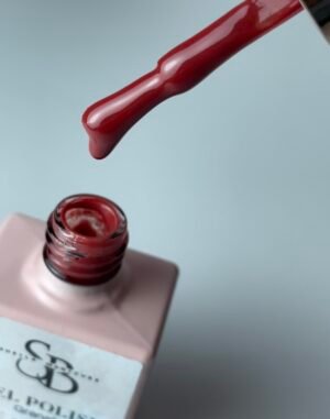 Gel polish granate