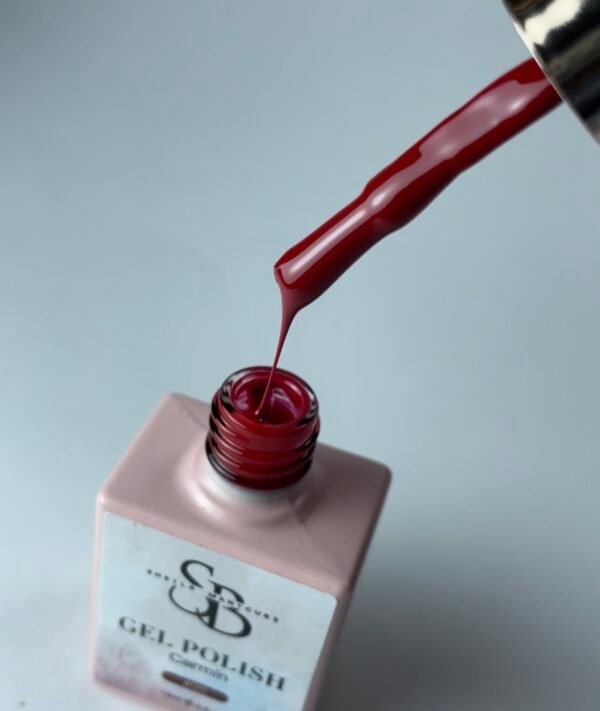 Gel polish carmín
