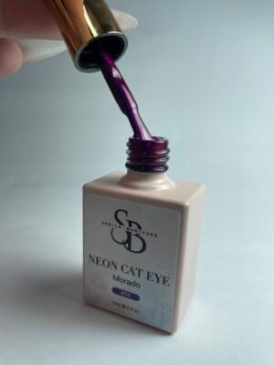 Efecto ojo de gato, morado