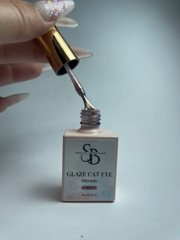 IMG_0490 Efecto ojo de gato morado, claro