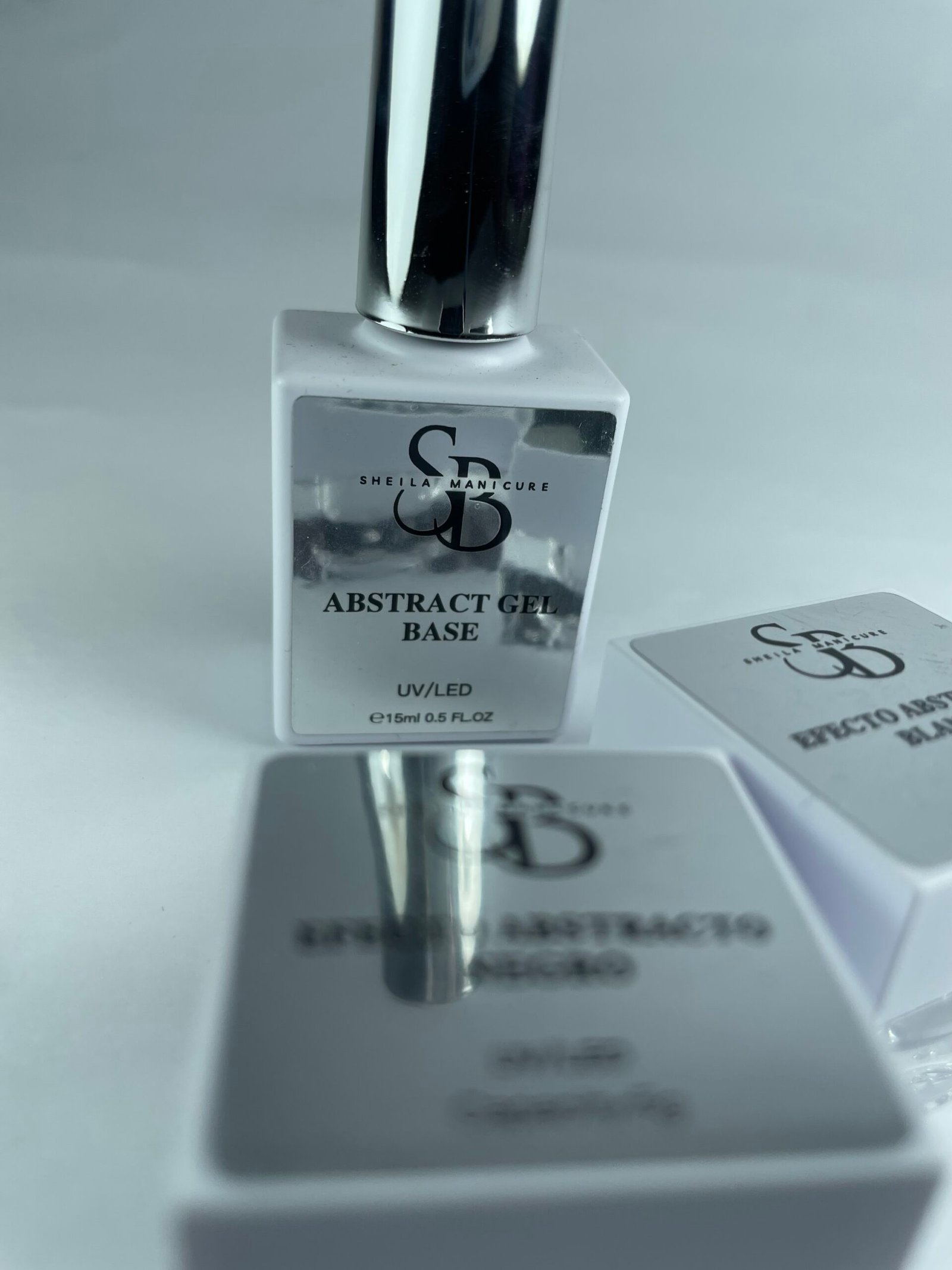 Efecto abstract base + gel blanco+ gel negro - Imagen 3