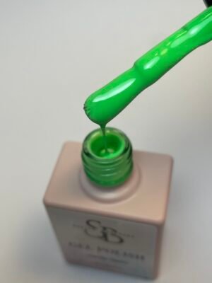 Gel polish verde neón