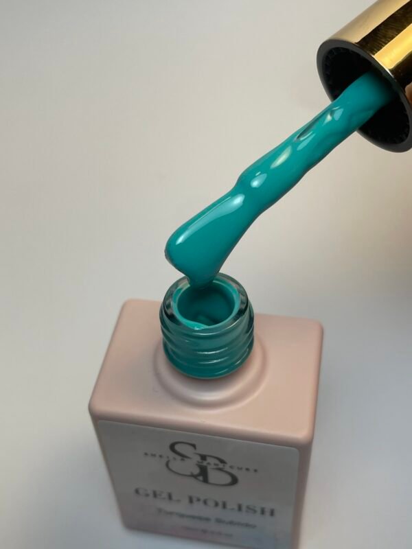 Gel polish  turquesa subido